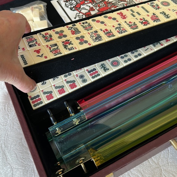 Mah-Jongg set with case. - Picture 5 of 12